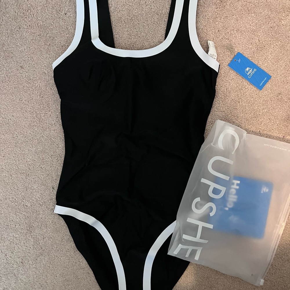 Cupshe Black and White One Piece Swimsuit